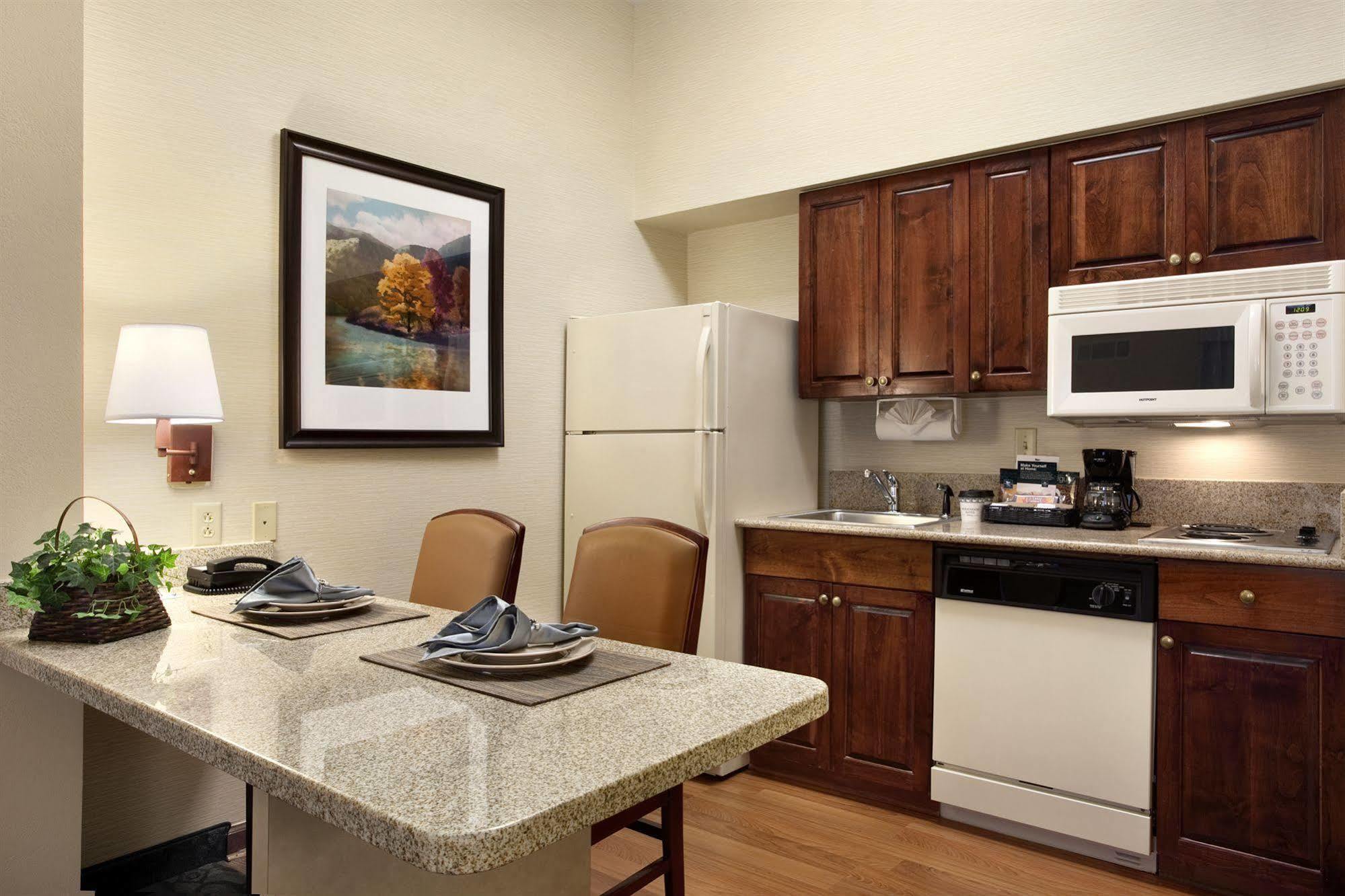 Homewood Suites Nashville Airport Екстер'єр фото